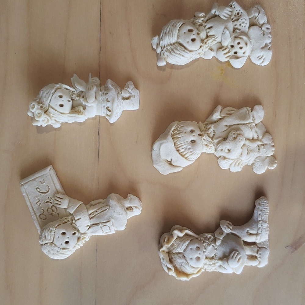 Vintage 1980s Dough Art Figurines (Salt Dough Kids) – Paintable – Set of 5